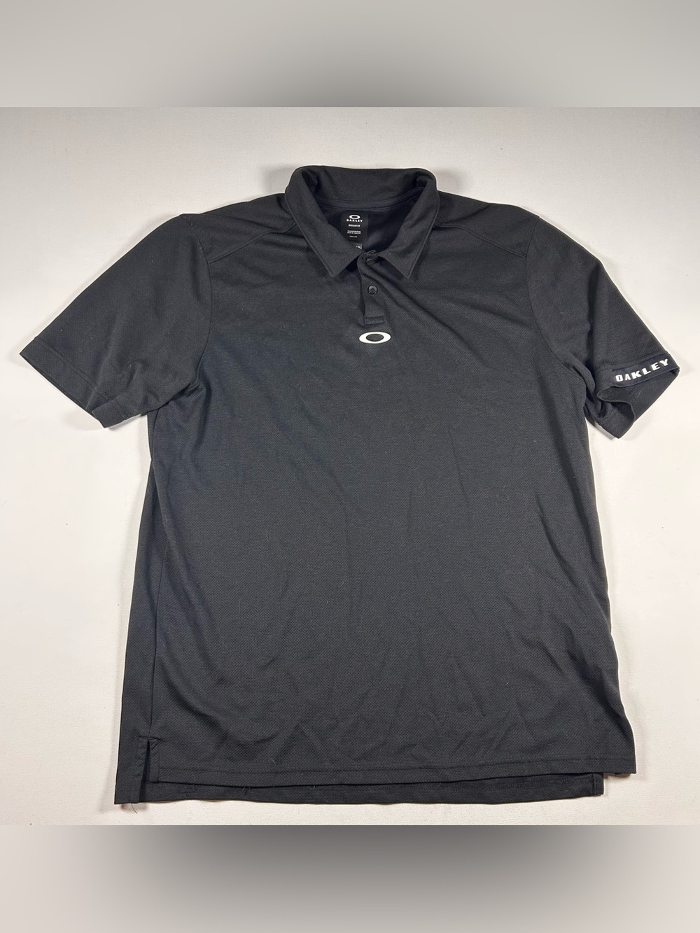 Oakley Polo Shirt Mens XL Black Center Logo Mesh Performance Golf